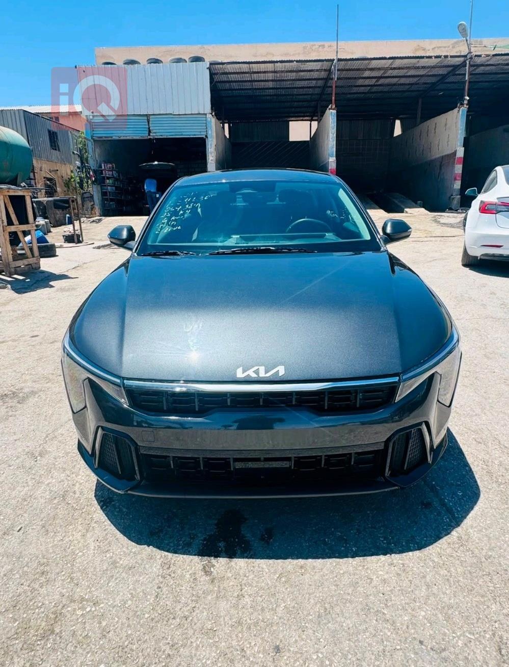 Kia K4